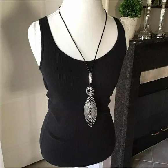 Tribal Shield Pendant Statement Necklace Silver Tone Wire 30” Black Wax Cord NEW - Picture 8 of 9